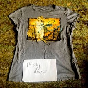 Rare vintage Debut era Taylor Swift shirt LEI